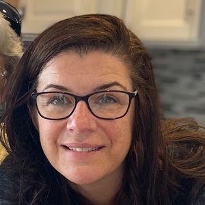 Meet your Posher, Christine